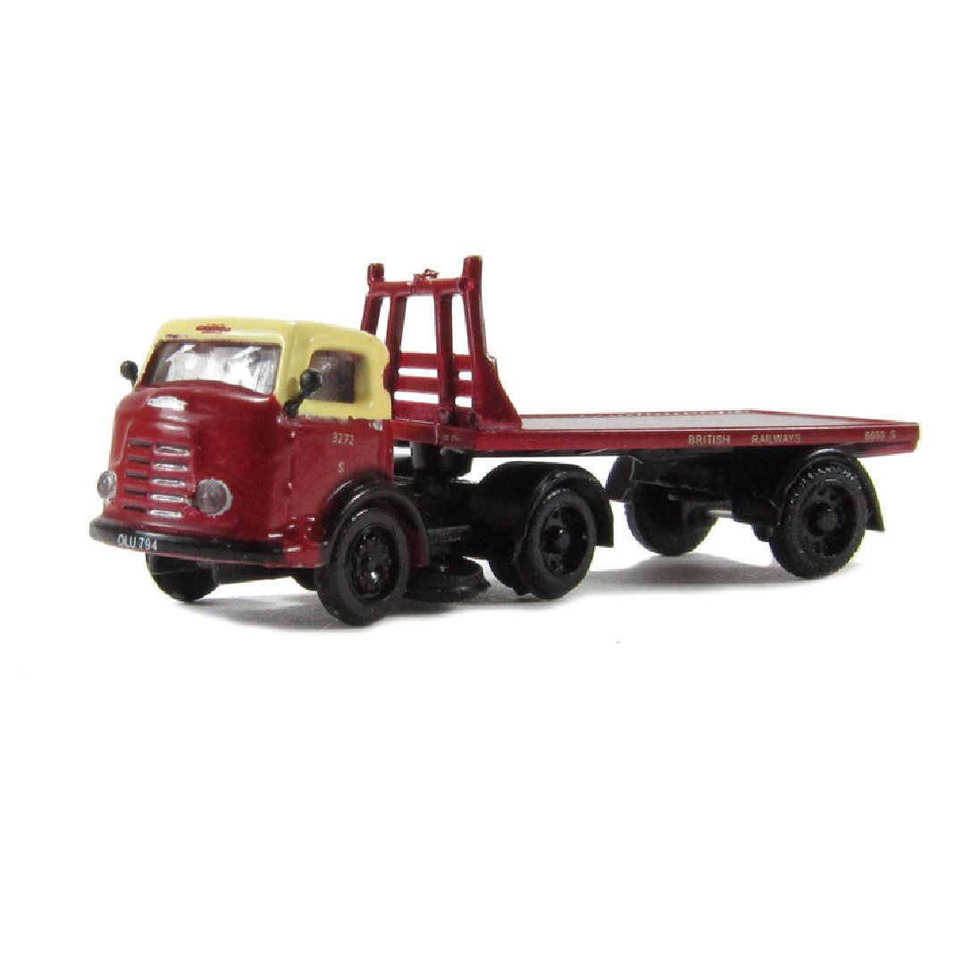 New Project (29) Karrier Bantham Artic "British Railways" 1954-1964 Base Toys N007 - Image 1