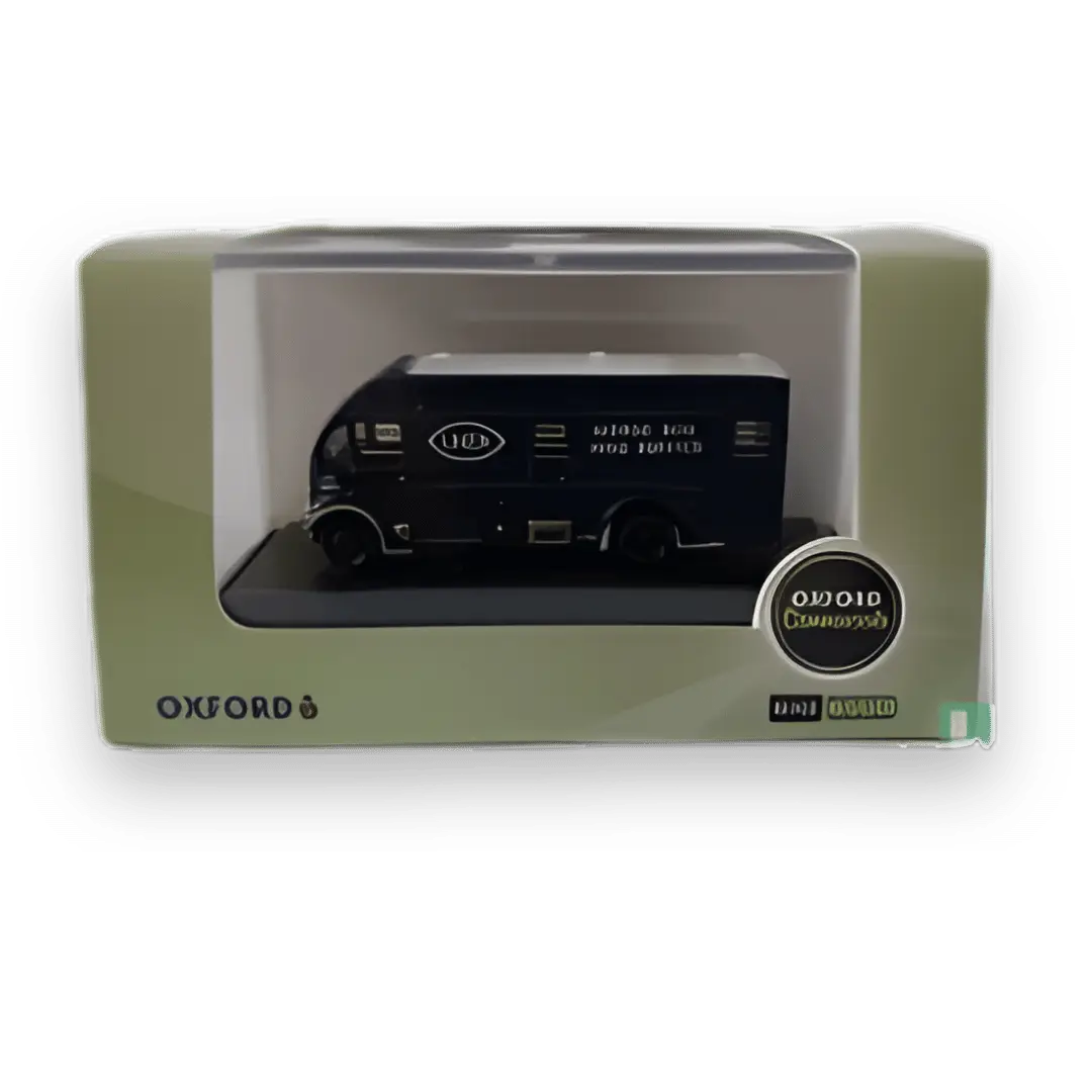 Untitled design (1) Albion Horsebox LNER Blue Oxford NAH002 - Image 1
